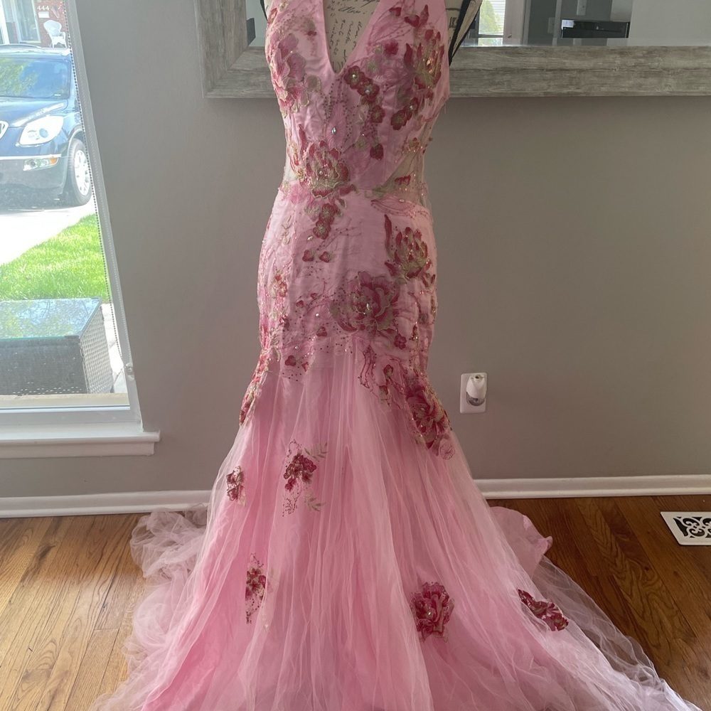 Stunning pink floral gown​ | Prom | Evening gown